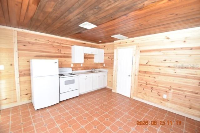 146 CORAL AVENUE C, St Petersburg, FL 33708