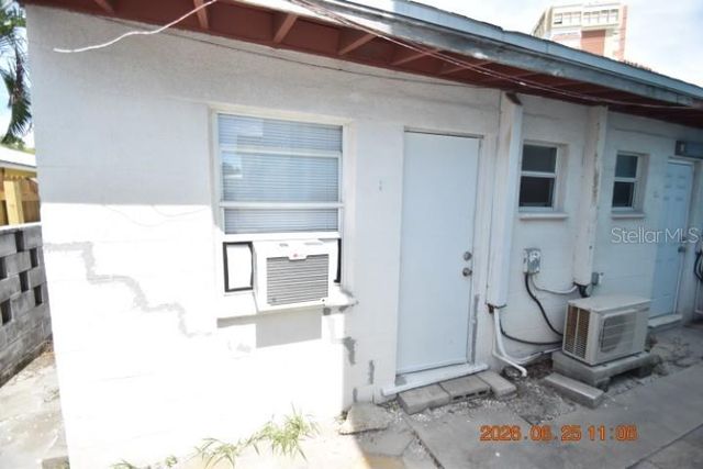 146 CORAL AVENUE C, St Petersburg, FL 33708