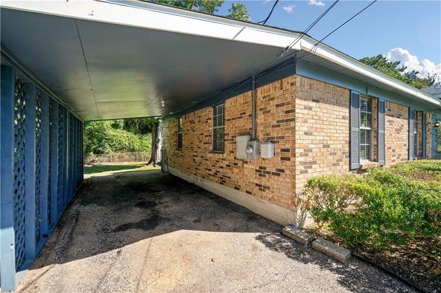 2670 Atoll Drive, Mobile, AL 36605