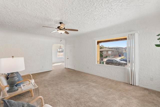 3040 Byron Street, San Diego, CA 92106