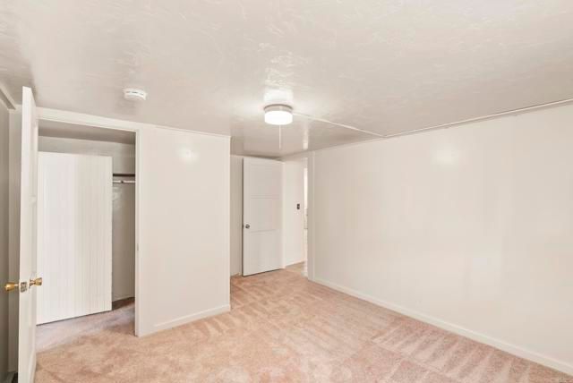 3040 Byron Street, San Diego, CA 92106