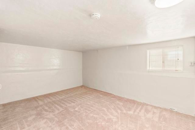 3040 Byron Street, San Diego, CA 92106