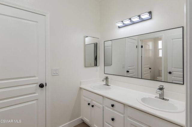 185 Laurel Wood Court, Simi Valley, CA 93065
