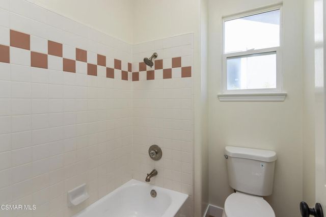 185 Laurel Wood Court, Simi Valley, CA 93065