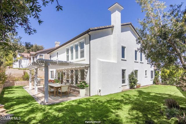 185 Laurel Wood Court, Simi Valley, CA 93065