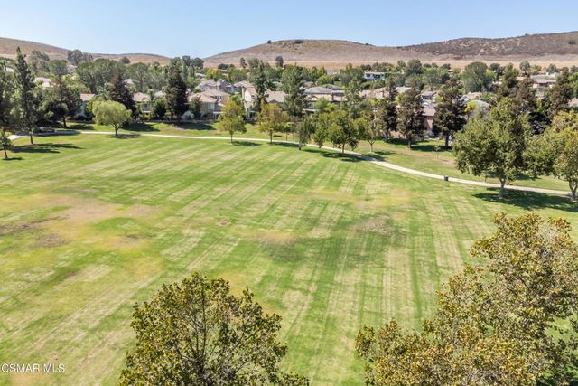 185 Laurel Wood Court, Simi Valley, CA 93065