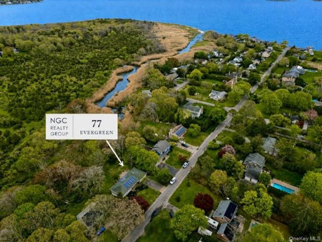 77 Evergreen Avenue, East Moriches, NY 11940