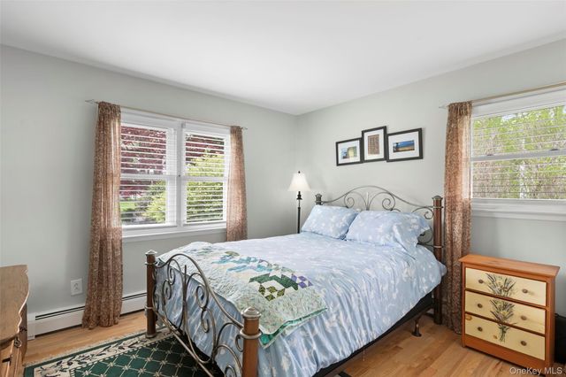 77 Evergreen Avenue, East Moriches, NY 11940
