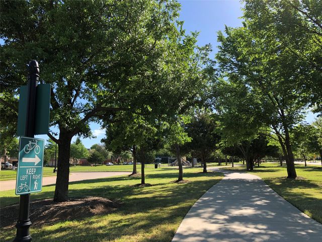 528 Sandy Lane, Flower Mound, TX 75022