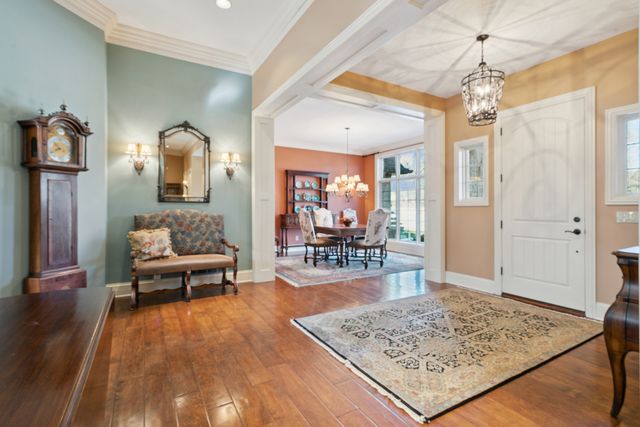 26 Chippiannock Place, Rock Island, IL 61201