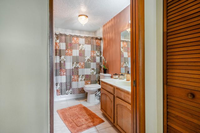 14035 SW 20th Street, Davie, FL 33325