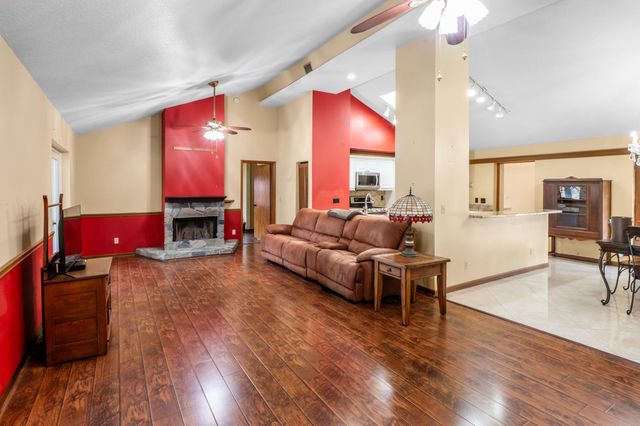 14035 SW 20th Street, Davie, FL 33325