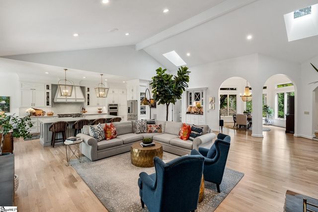 204 Mcalister Lake Drive, Easley, SC 29642