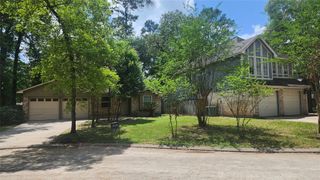 6 Rain Walk, The Woodlands, TX 77380