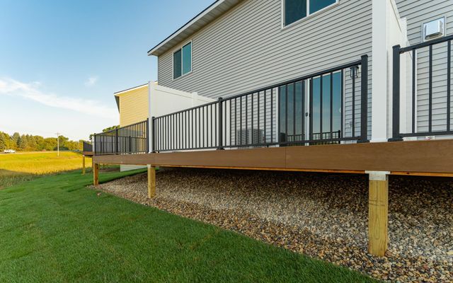 1109 Century Village Lane NE, Rochester, MN 55906