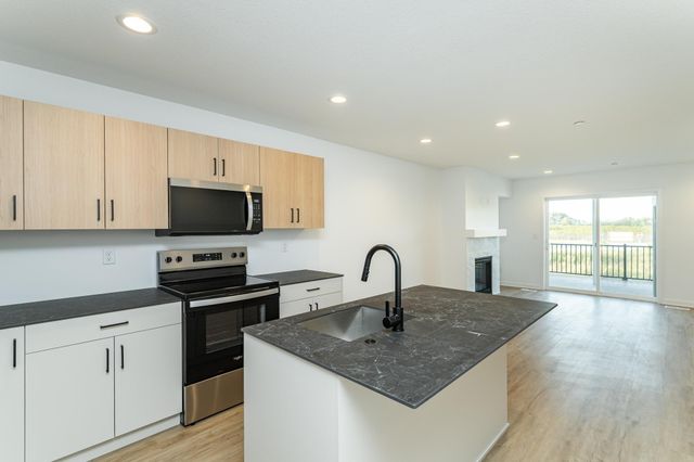 1109 Century Village Lane NE, Rochester, MN 55906