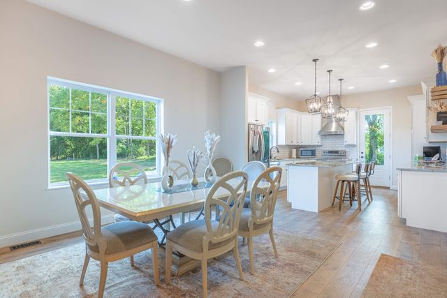 278 E Powell Avenue 278 E Powell Avenue, Urbana, OH 43078