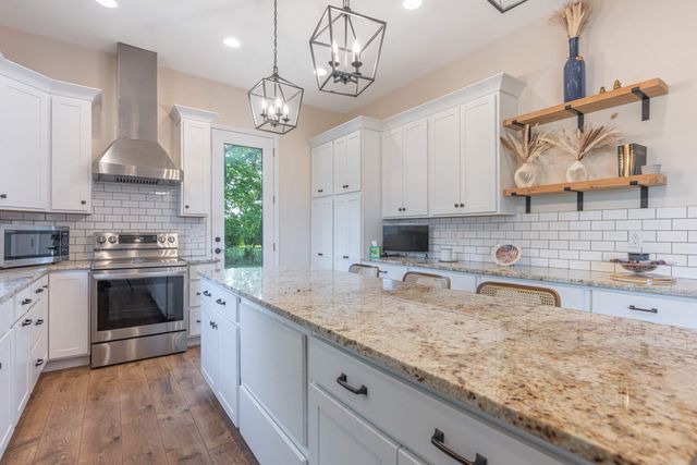 278 E Powell Avenue 278 E Powell Avenue, Urbana, OH 43078