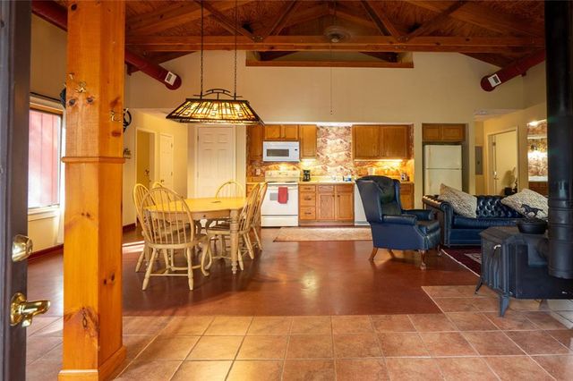 75 Rivercreek Crossing, Kingston, GA 30145