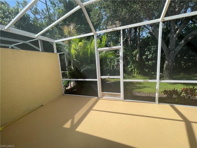 5708 Greenwood CIR 48, Naples, FL 34112