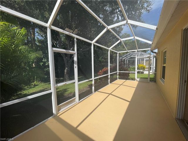 5708 Greenwood CIR 48, Naples, FL 34112