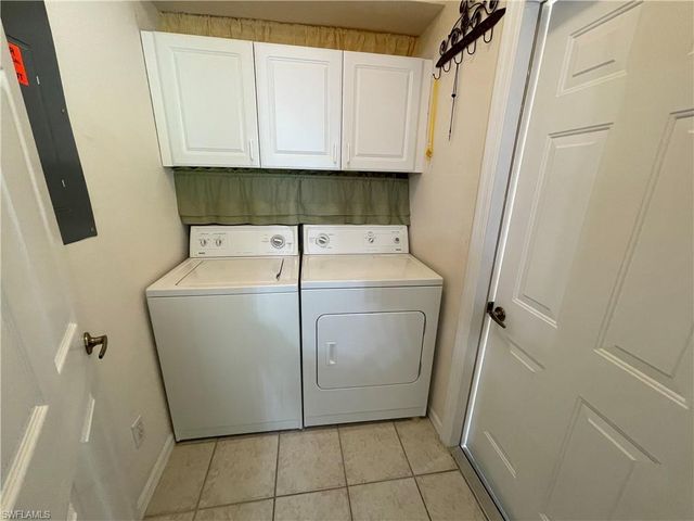 5708 Greenwood CIR 48, Naples, FL 34112