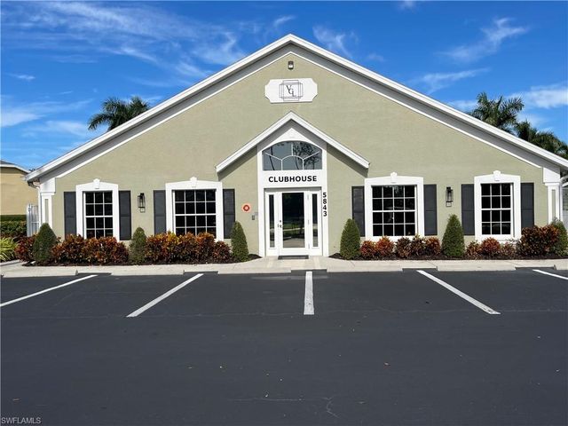 5708 Greenwood CIR 48, Naples, FL 34112