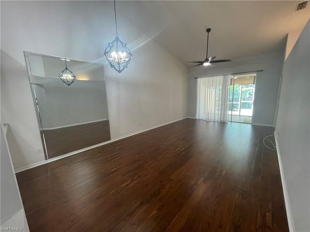 5708 Greenwood CIR 48, Naples, FL 34112