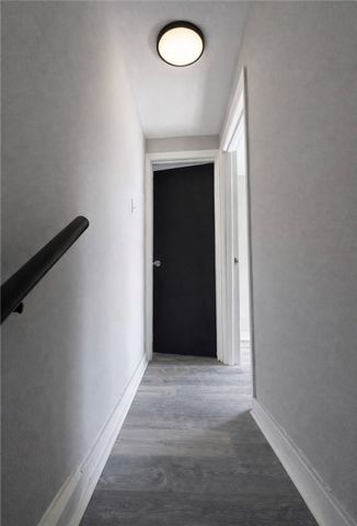 646 Tarragonna St, Bon Air, PA 15210