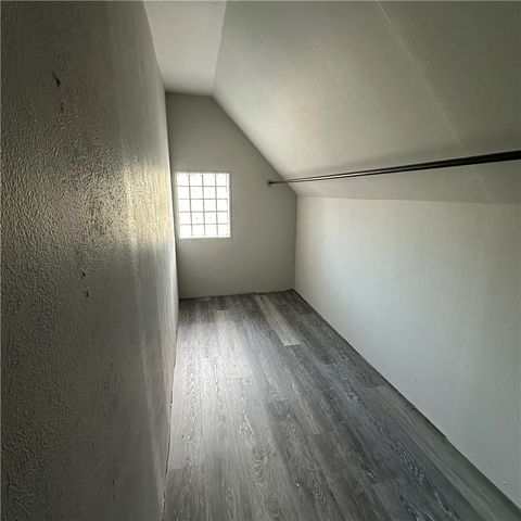 646 Tarragonna St, Bon Air, PA 15210