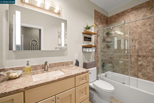 3056 Windmill Canyon Dr, Clayton, CA 94517