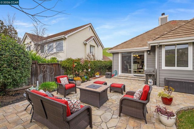 3056 Windmill Canyon Dr, Clayton, CA 94517