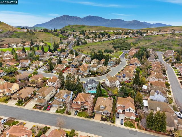3056 Windmill Canyon Dr, Clayton, CA 94517