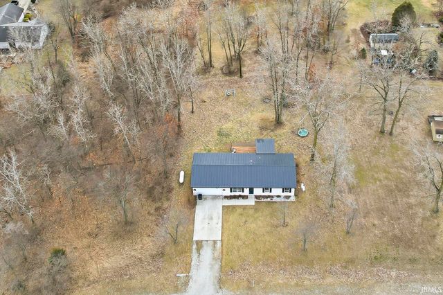 9151 N Hillview Circle, Rome City, IN 46784