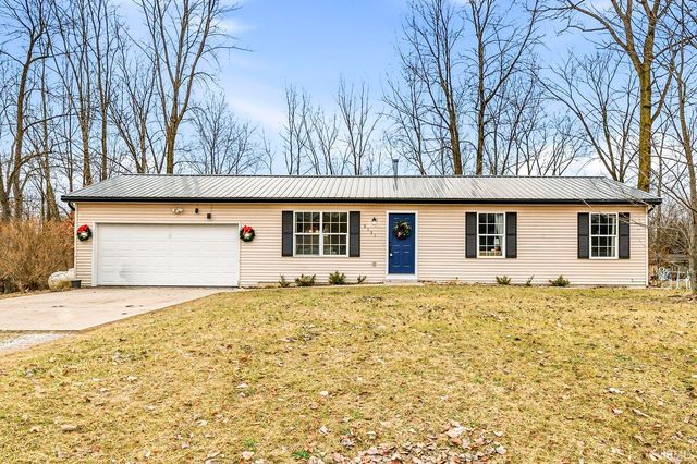 9151 N Hillview Circle, Rome City, IN 46784