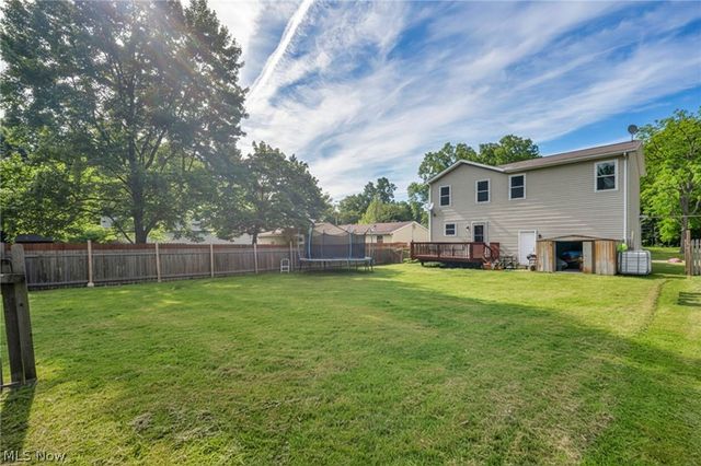 2066 Liberty Road, Stow, OH 44224