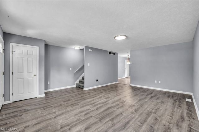 2066 Liberty Road, Stow, OH 44224