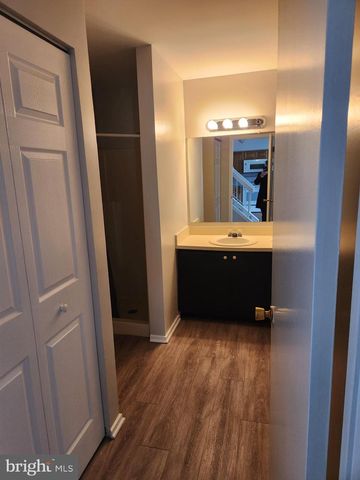 5004 TRACY CT, Voorhees, NJ 08043