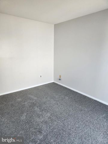 5004 TRACY CT, Voorhees, NJ 08043