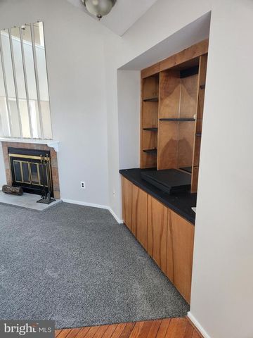 5004 TRACY CT, Voorhees, NJ 08043