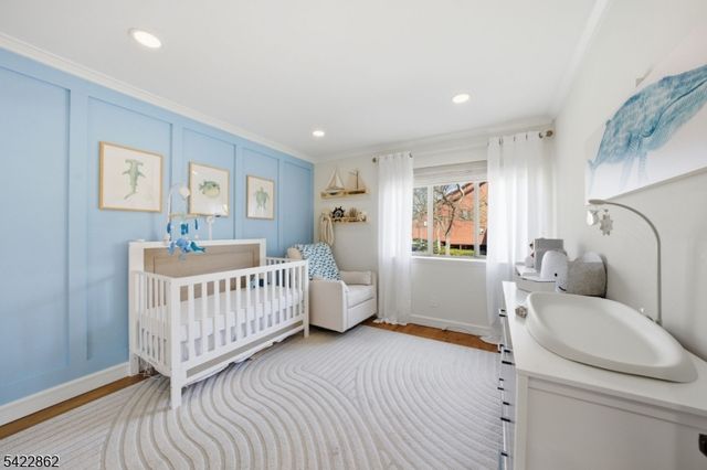 166 Sandcastle Ky 1, Secaucus Town, NJ 07094