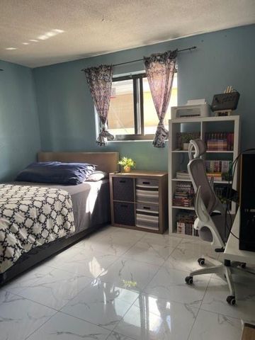 6103 Fletcher Street, Hollywood, FL 33023