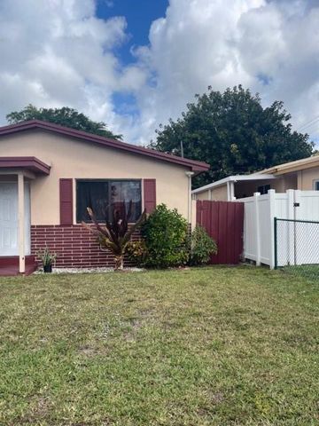 6103 Fletcher Street, Hollywood, FL 33023