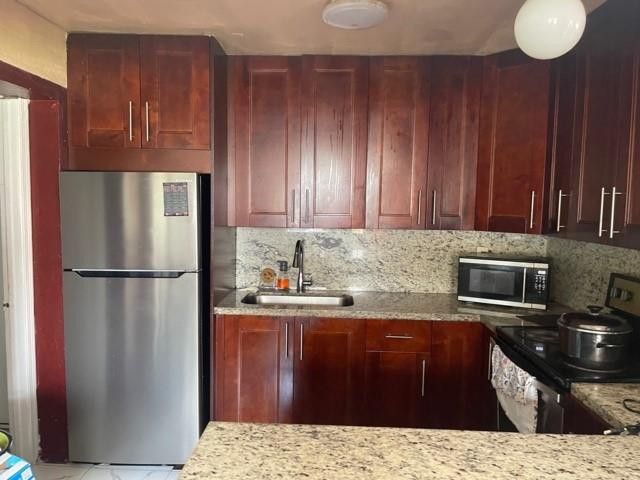 6103 Fletcher Street, Hollywood, FL 33023