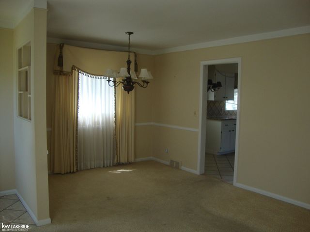 26371 Bryan Street, Roseville, MI 48066