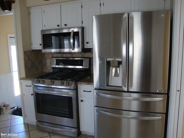 26371 Bryan Street, Roseville, MI 48066