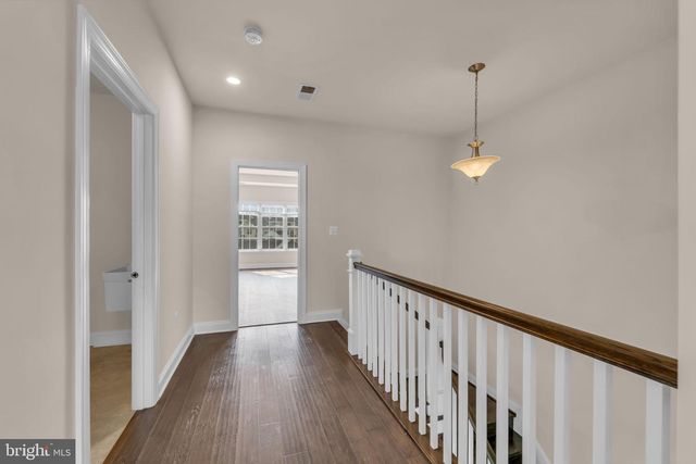 43157 CLARENDON SQ, Ashburn, VA 20148