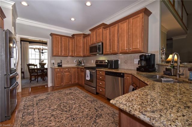 1008 Keswick Lane, Clemmons, NC 27012