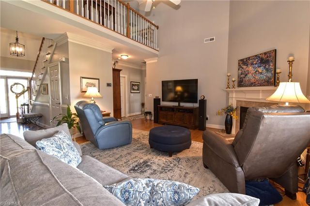 1008 Keswick Lane, Clemmons, NC 27012