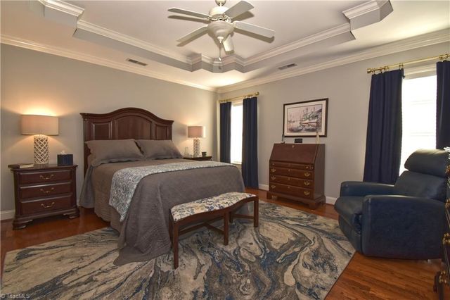 1008 Keswick Lane, Clemmons, NC 27012